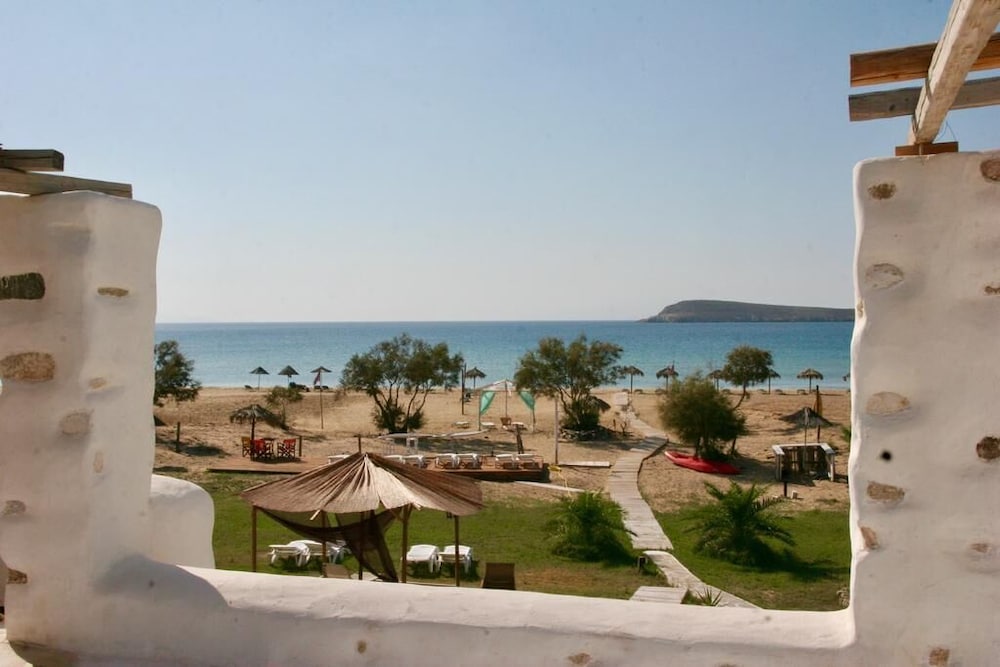 Porto Paradiso - last minute hotel in Paros