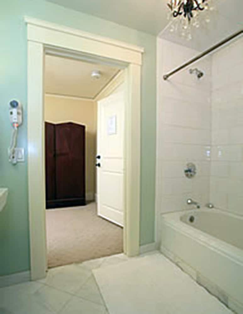 Arroyo Vista Inn - photo 62