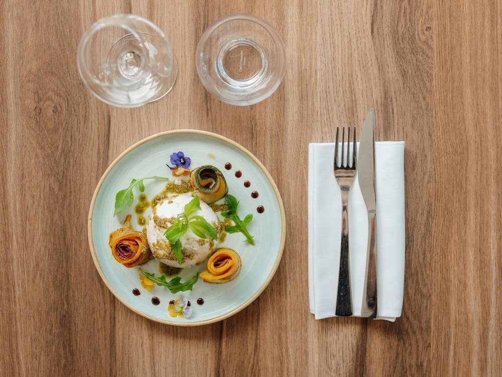 מזון ומשקאות