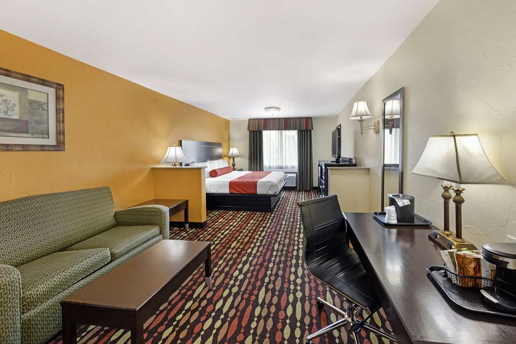 Best Western Greentree Inn & Suites - photo 7
