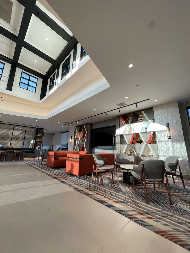 DoubleTree by Hilton San Francisco South Airport Blvd - photo 4