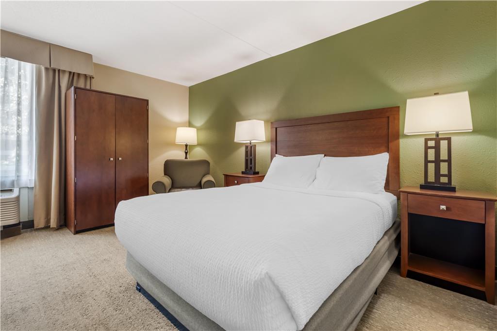 Best Western Fairmont - photo 43