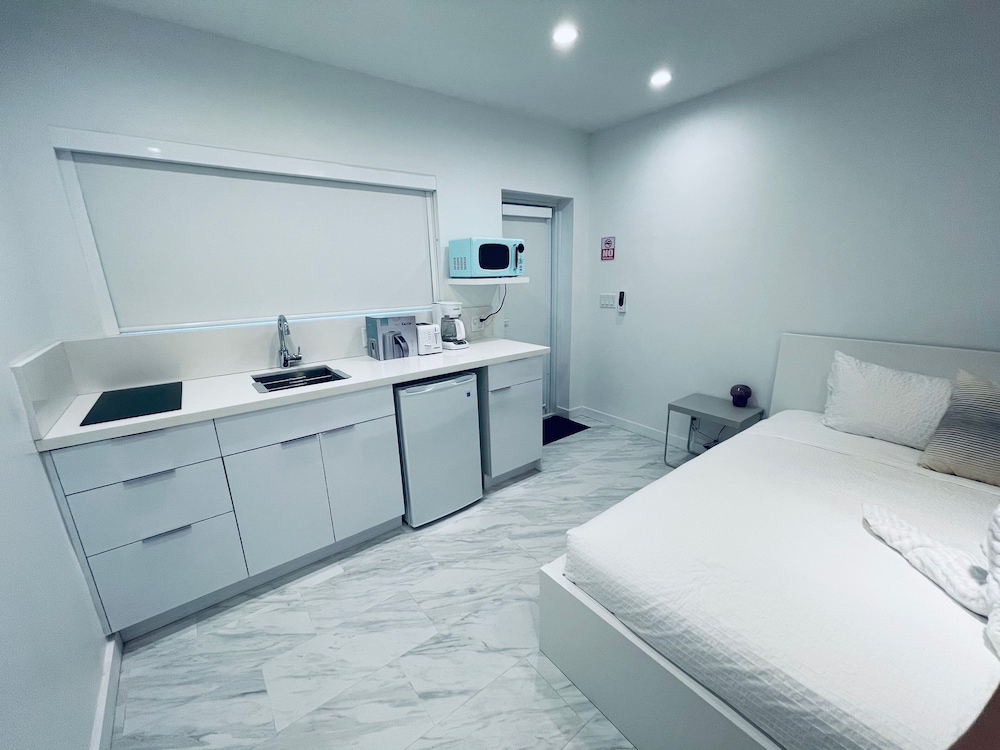 The Marlin Beachside - photo 7