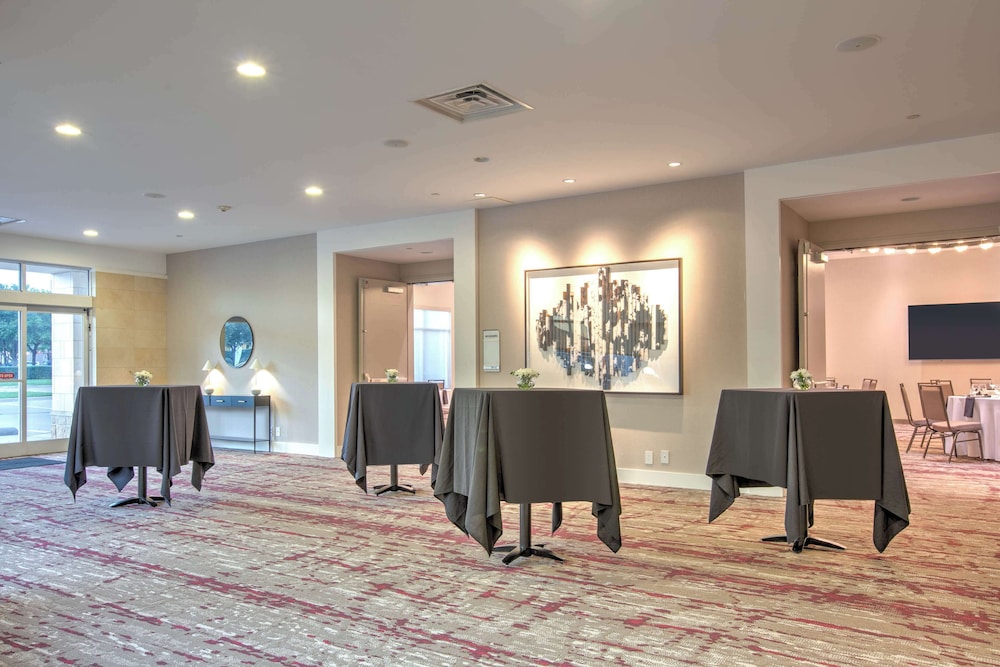 Hilton Garden Inn Dallas Arlington - photo 42