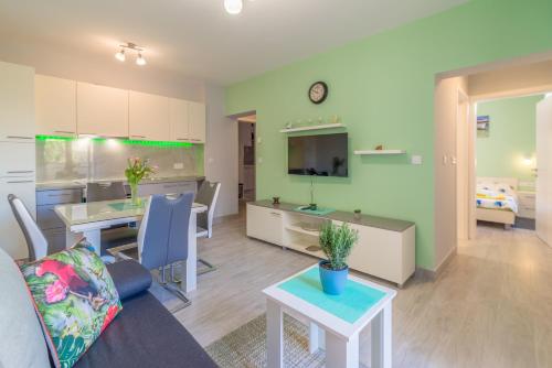 Ružmarin NEW apartment — 4-Star Luxury Hotel in Zadar, Croatia
