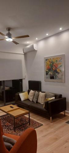 Charming Apartment in Chalandri — 4-Star Luxury Hotel in Athens, Greece
