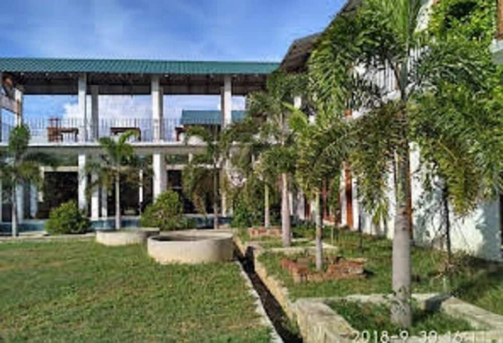 Hotel Bundala Park Hostel in Kataragama, Sri Lanka