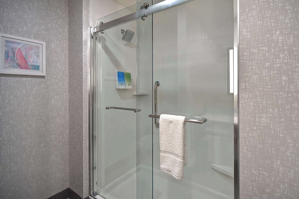 Hampton Inn & Suites Las Vegas Convention Center No Resort Fee - photo 9