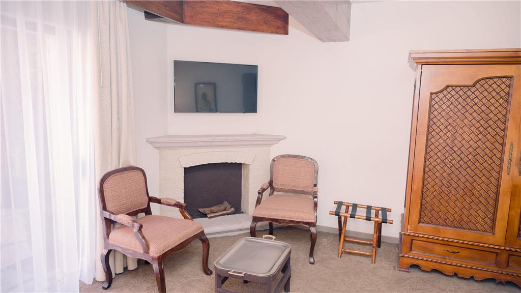 Master Suite sitting area