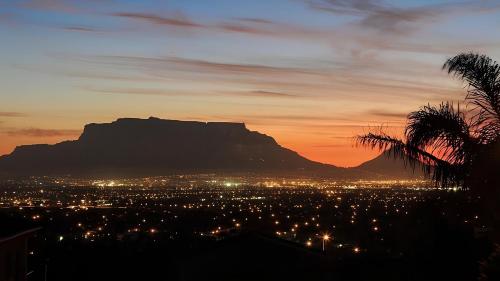 Grandview Guesthouse — 4-Star Luxury Hotel in Cape Town, South Africa