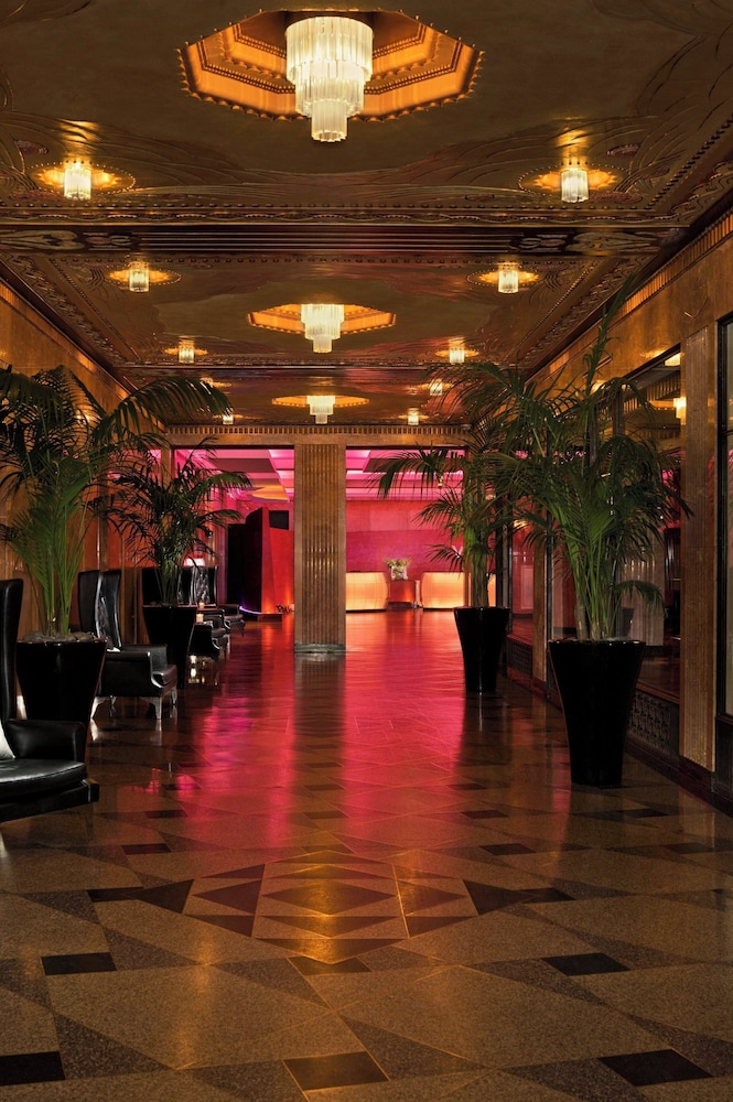 W Minneapolis The Foshay - photo 2