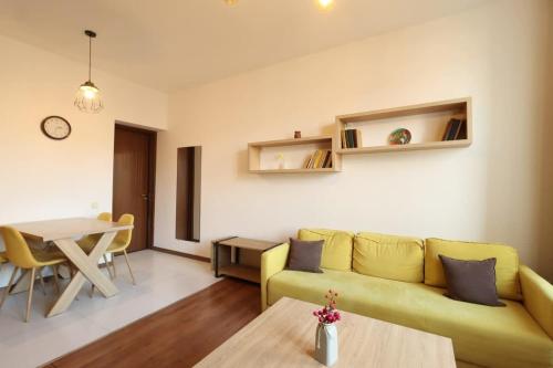 One bedroom apartment with Balcony near Fabrika
