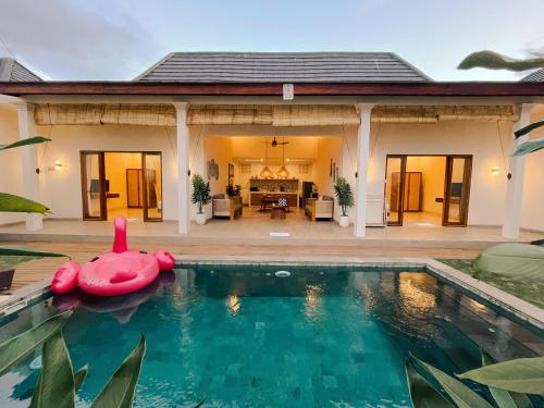 Villa Sinergi Seminyak 4 — 4-Star Luxury Hotel in Seminyak, Indonesia