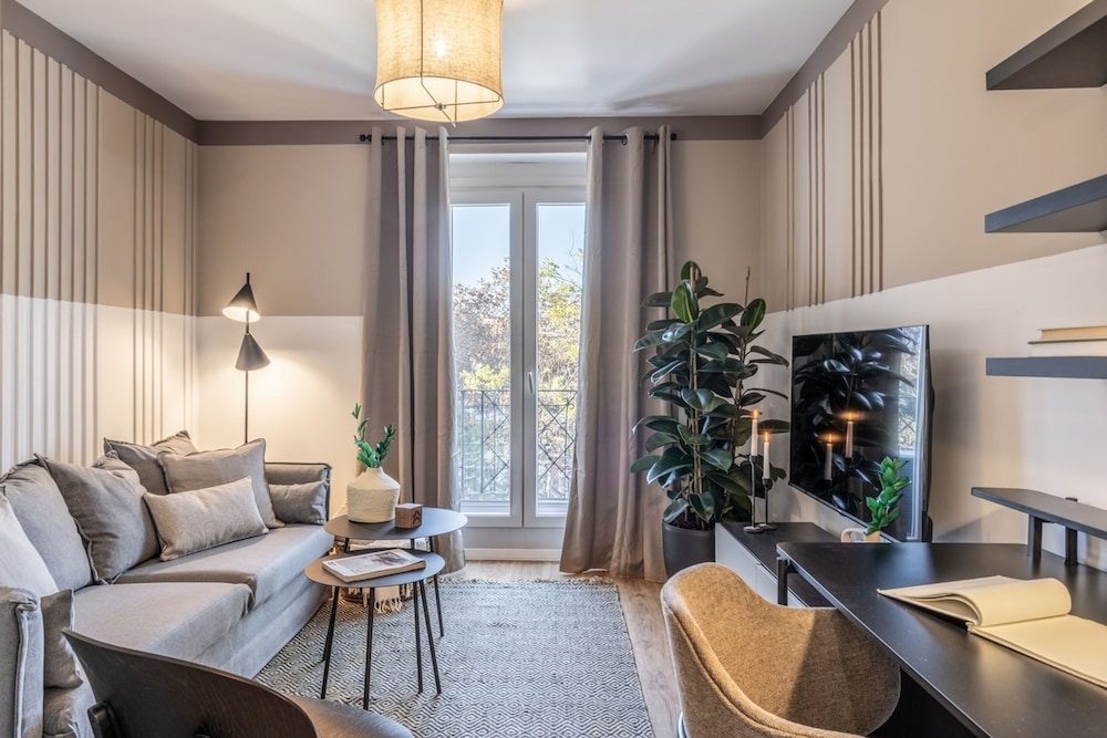 Campillo 2 Bedroom in Arapiles Chamberí Madrid