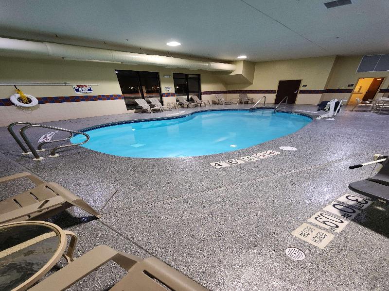 Hampton Inn Plover Stevens Point - photo 60