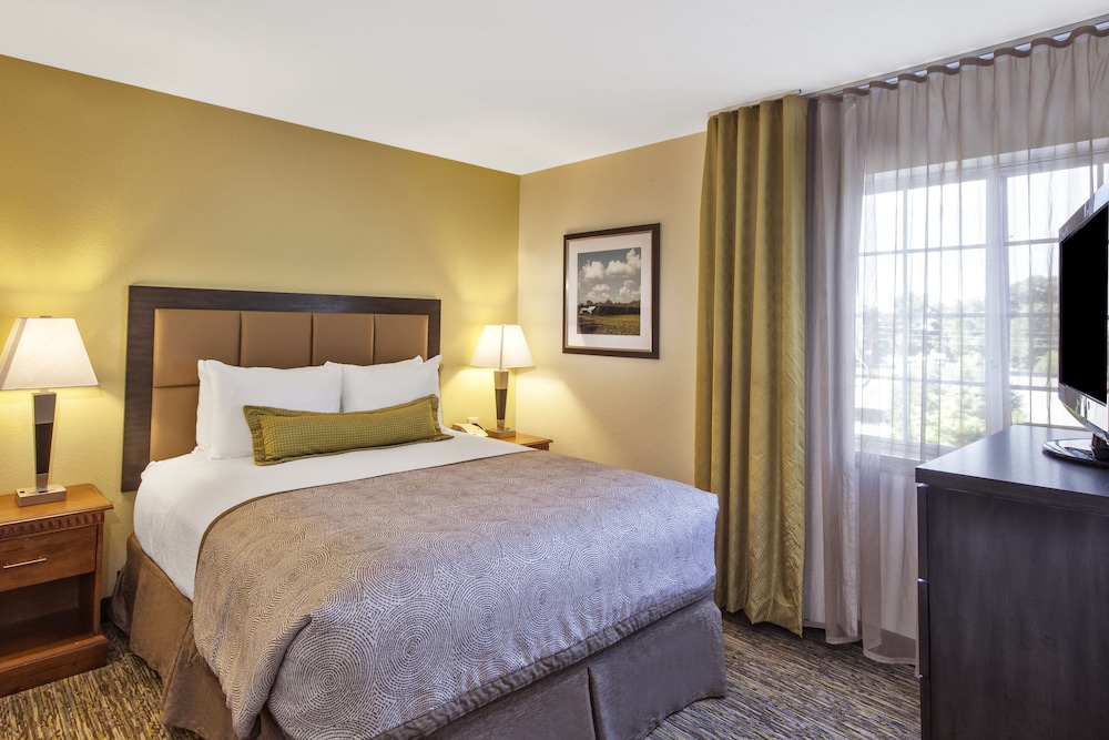 Candlewood Suites Indianapolis Airport by IHG - photo 10