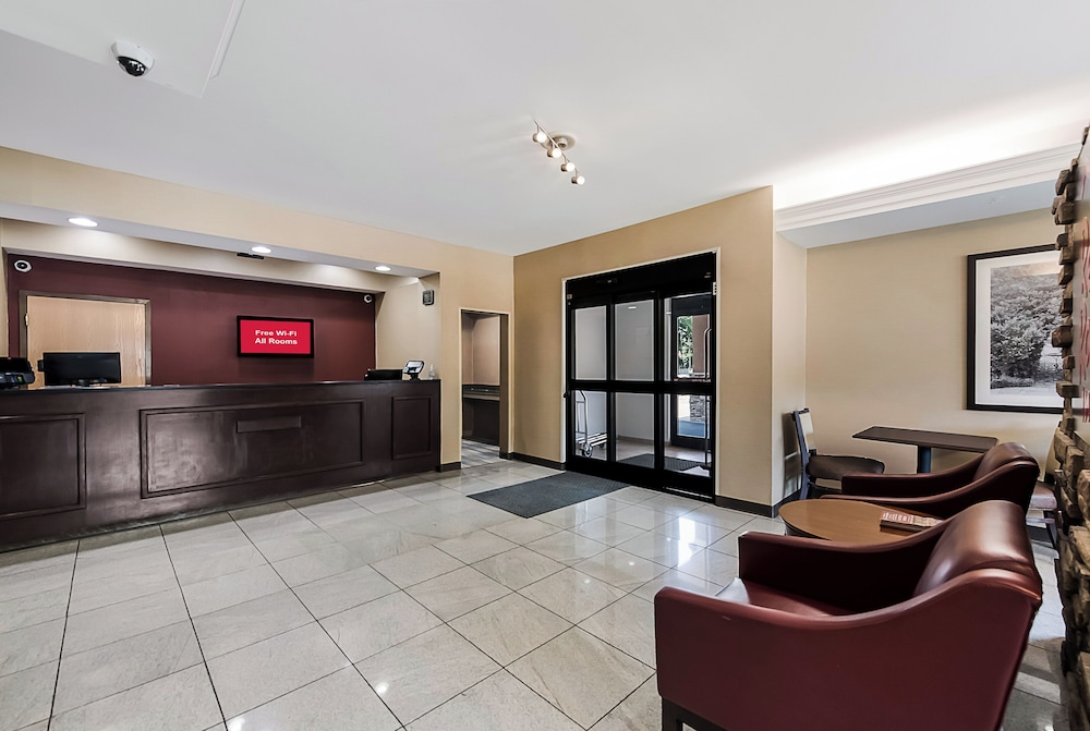 Red Roof Inn Newport News Yorktown - photo 7