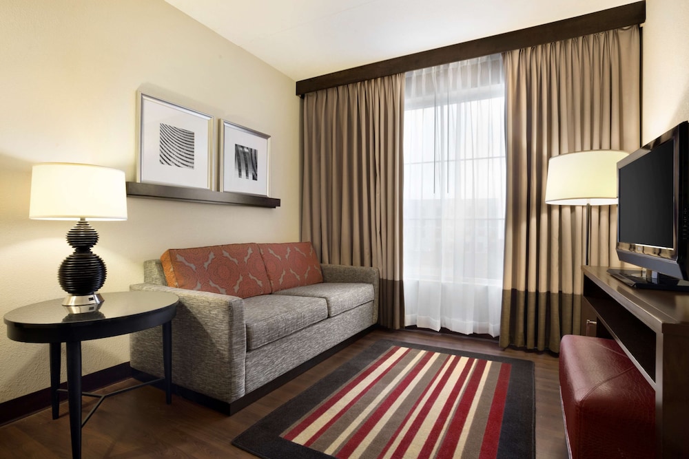 Embassy Suites by Hilton Jackson North Ridgeland - photo 16