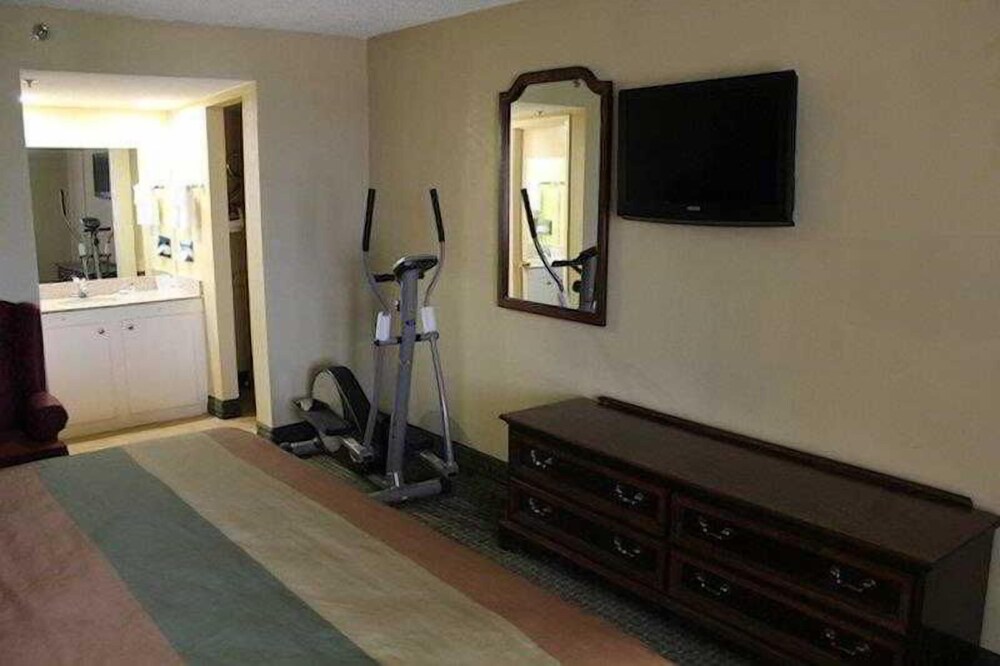 Best Western Music City Inn - photo 10