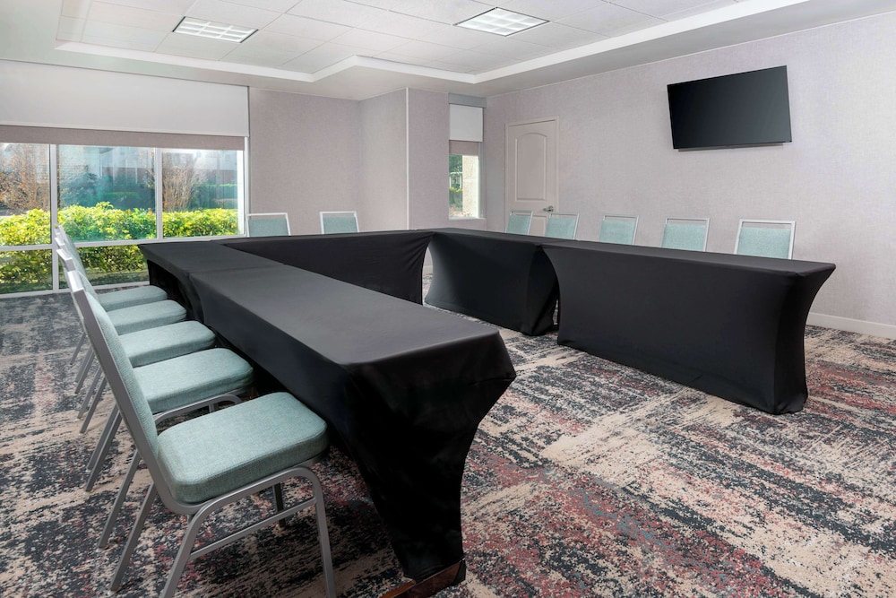 Homewood Suites by Hilton Tampa Airport Westshore - photo 36