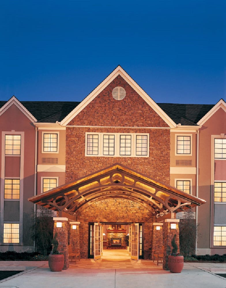 Staybridge Suites Cedar Park Austin N - carbon neutral hotel in Cedar Park