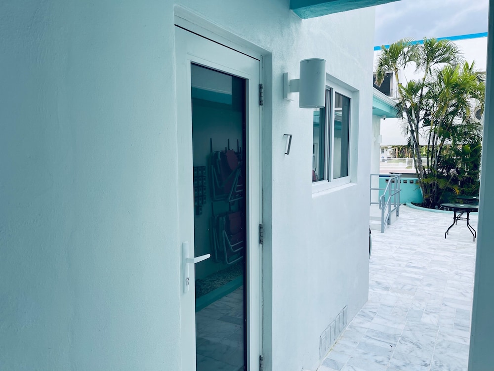 The Marlin Beachside - photo 13