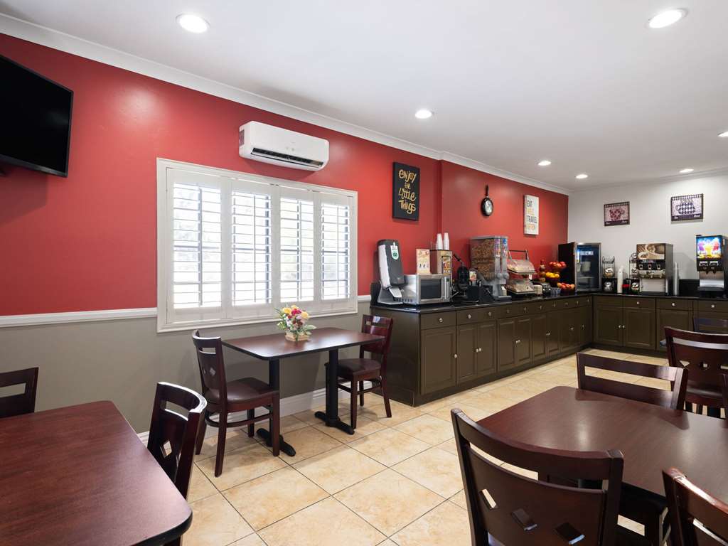 Ramada by Wyndham San Diego Poway Miramar - photo 28