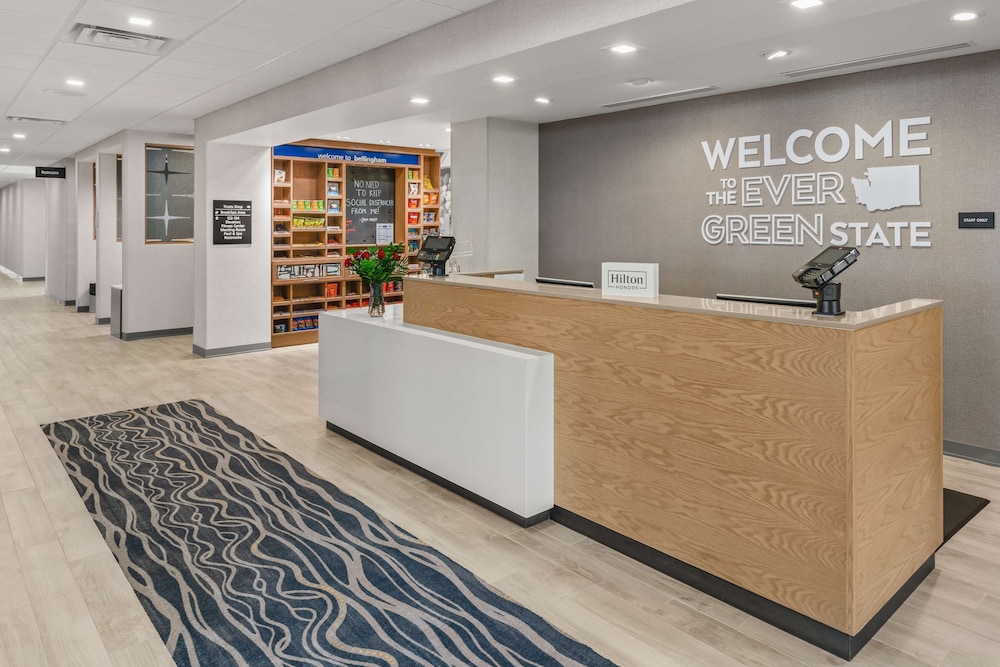 Hampton Inn Bellingham Airport - photo 4