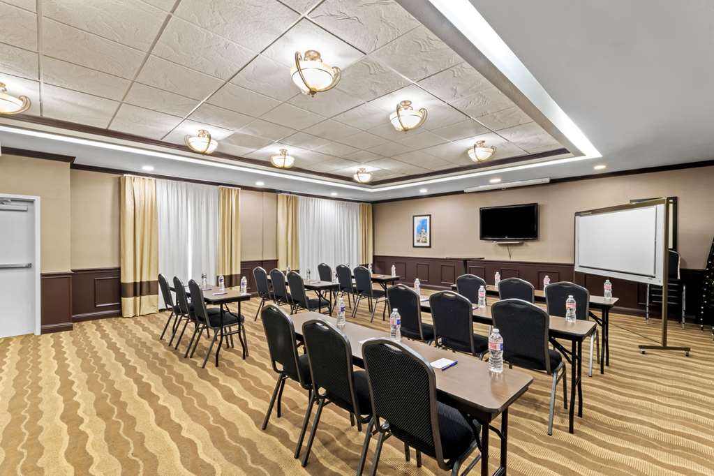 Comfort Inn & Suites Near Lake Lewisville - photo 26