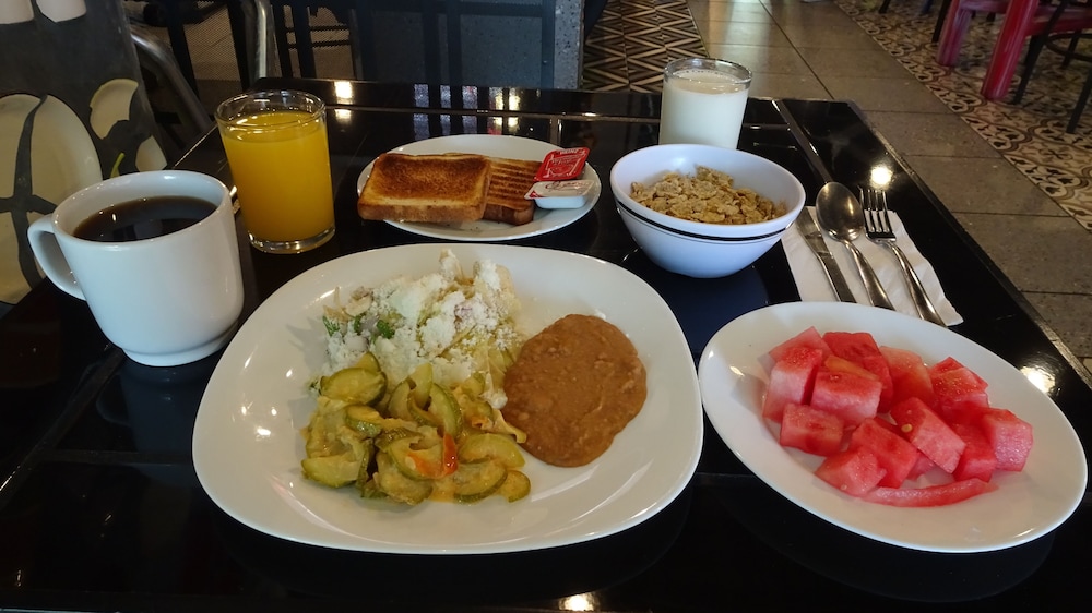 Breakfast meal