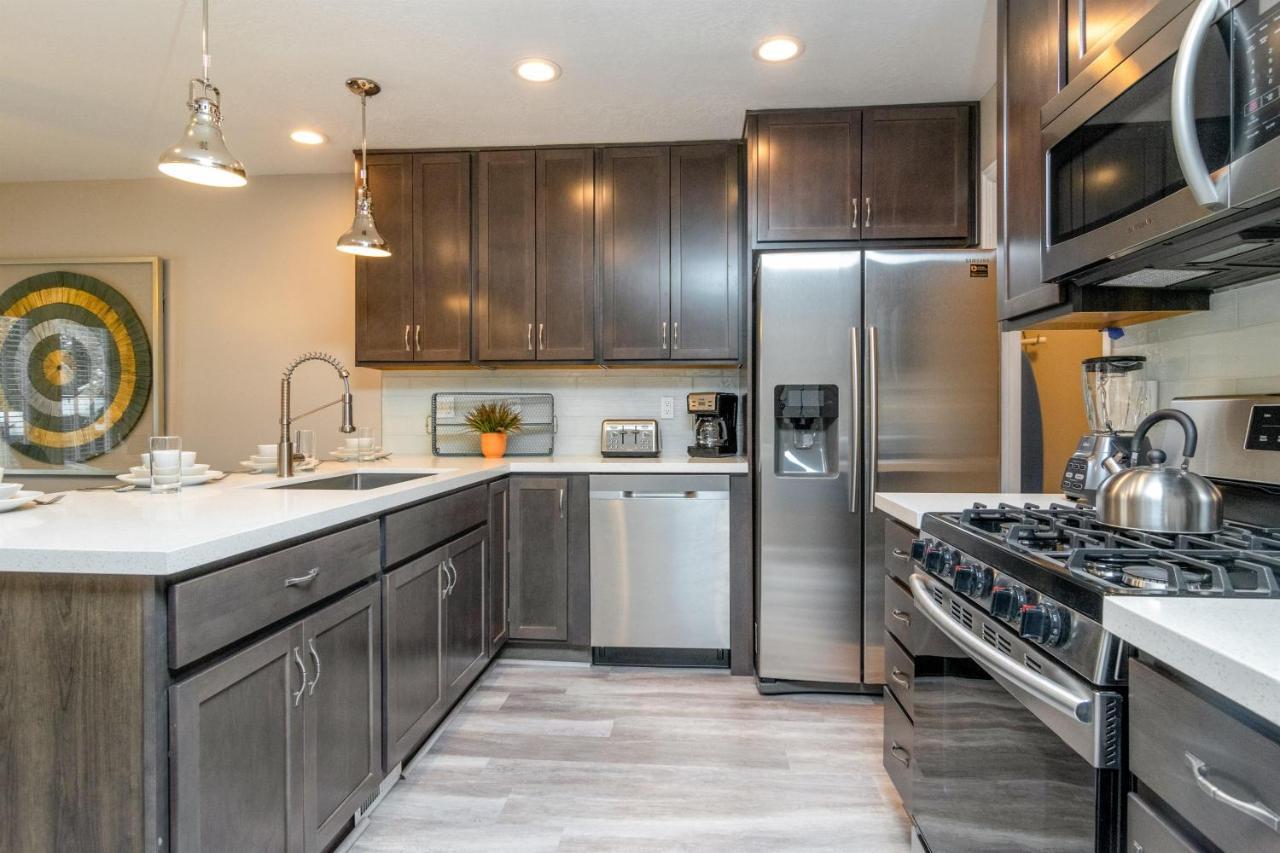 Powder Mountain in Salt Lake with Private Hot Tub — hotel in Cottonwood Heights