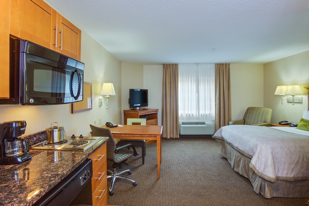 Candlewood Suites Richmond Airport by IHG - photo 14