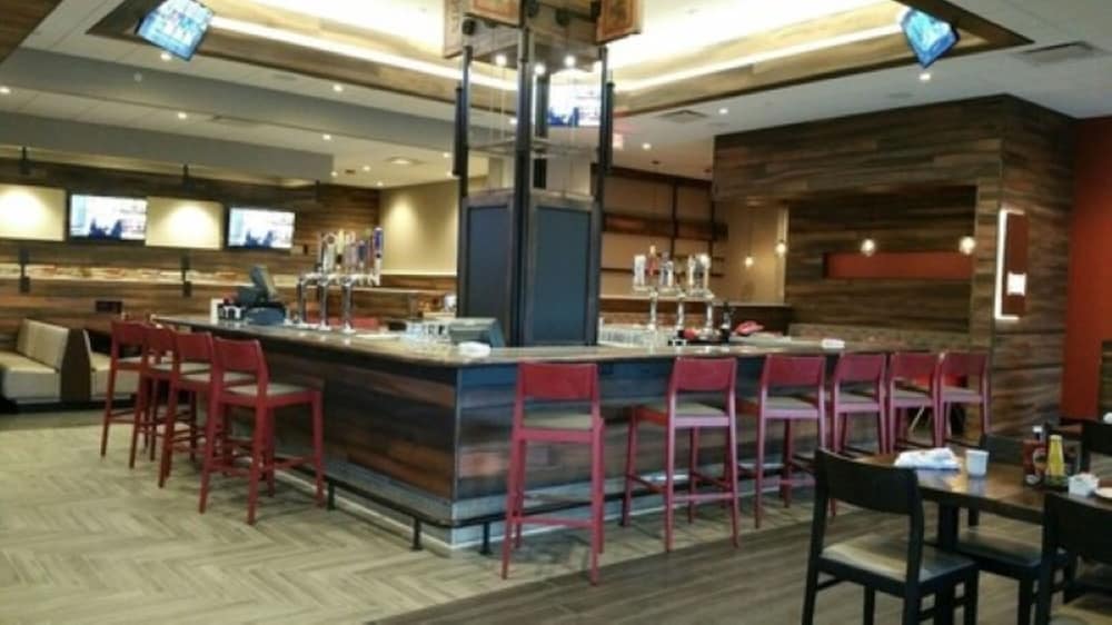 Holiday Inn Omaha Downtown Waterpark by IHG - photo 53