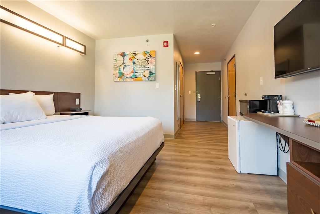 Microtel Inn & Suites by Wyndham Cheyenne - photo 20