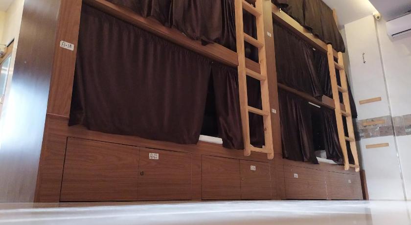 Super Dormitory Ac Deluxe