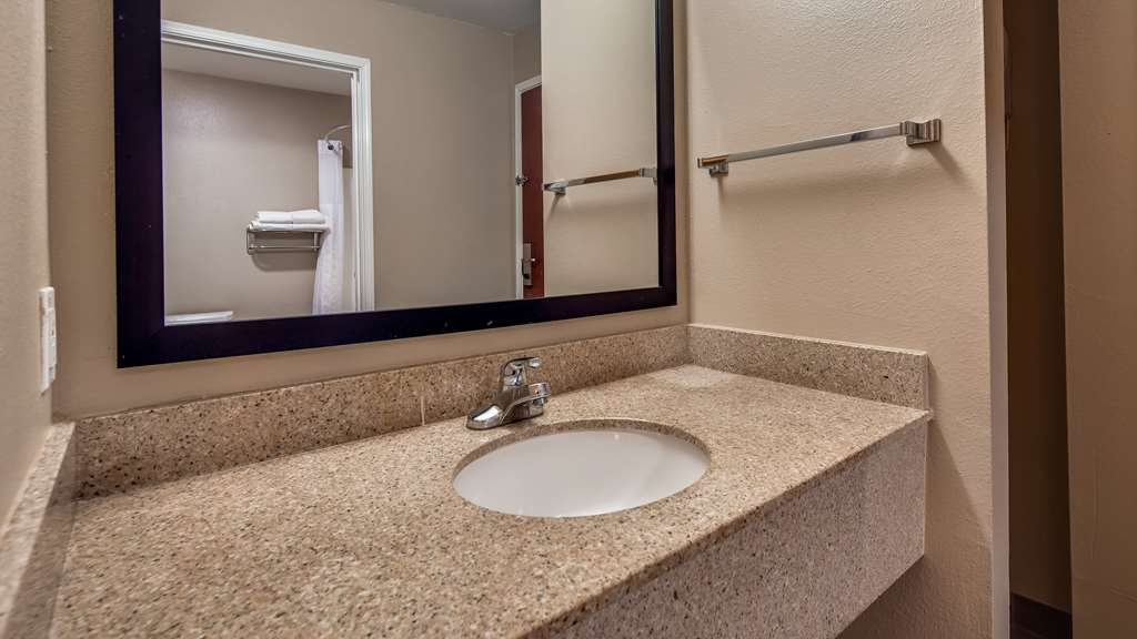 SureStay Hotel by Best Western Alexandria - photo 23