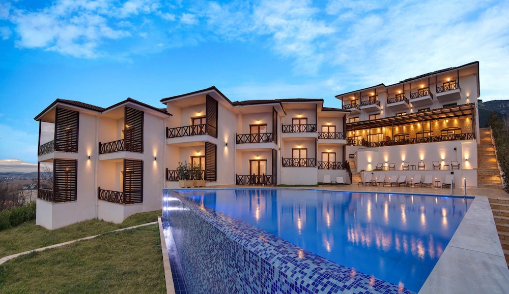 La Suite Boutique Hotel & Spa — 4-Star Luxury Hotel in Ioannina, Greece