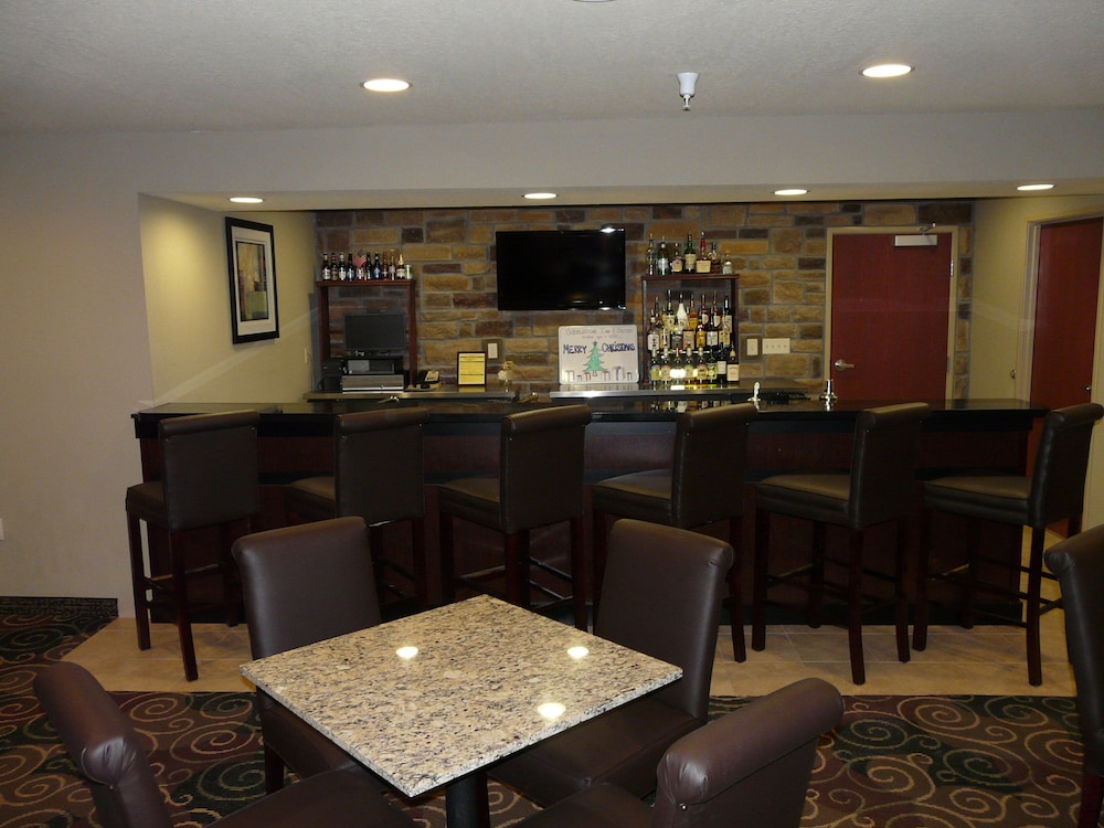 Cobblestone Inn & Suites Harper - photo 21