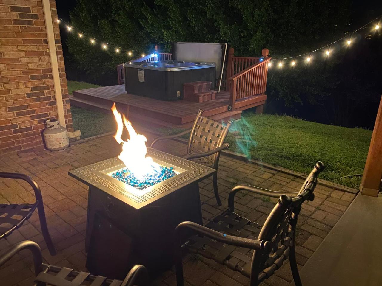 4Br Walk In Pool Table Fire Pit Free Tickets Included Dv164 — 4-Star Luxury Hotel in Branson, United States