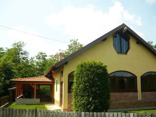 Ruralna kuća za odmor GOLUB — hotel in Krapina