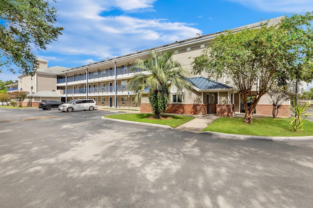 Birch Hill Suites Lakeland - photo 43