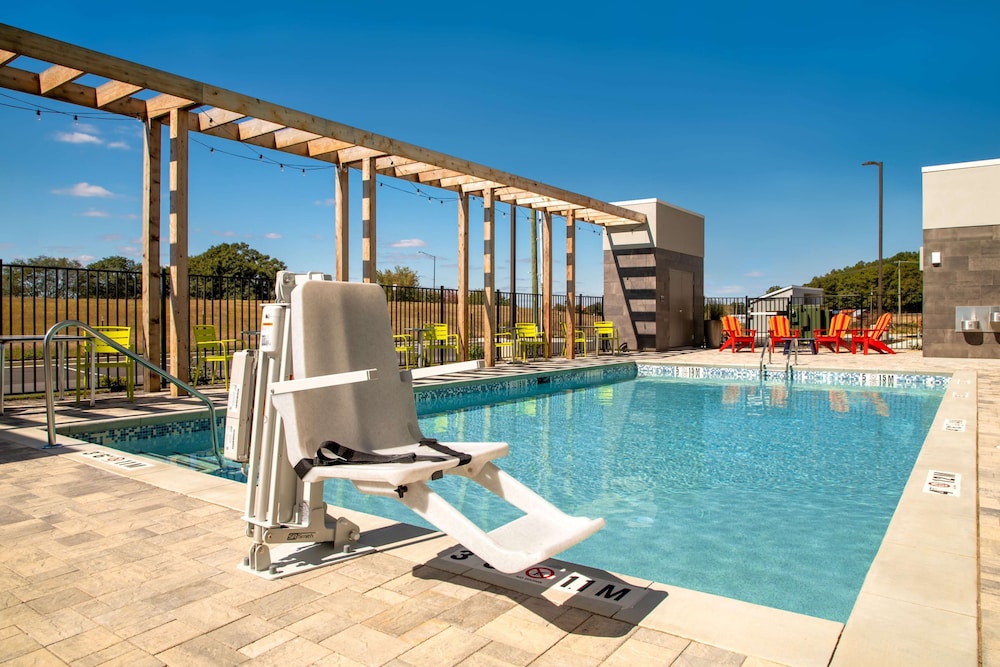 Home2 Suites by Hilton Calhoun - photo 26
