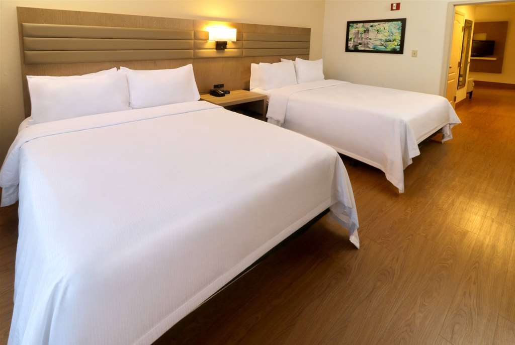 Wyndham Garden McAllen at La Plaza Mall - photo 62