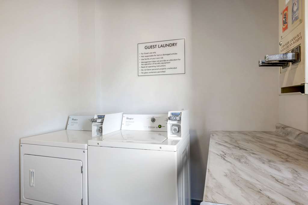 Comfort Inn Kendallville IN - photo 34