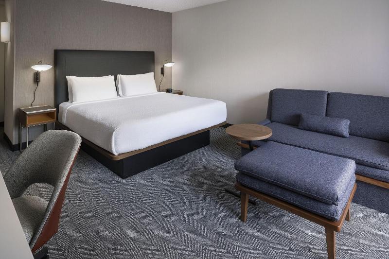 Courtyard by Marriott San Mateo Foster City - photo 110