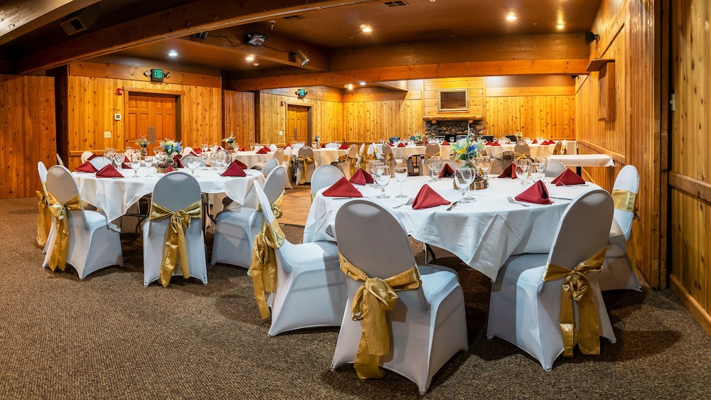 Callahan's Mountain Lodge - photo 5