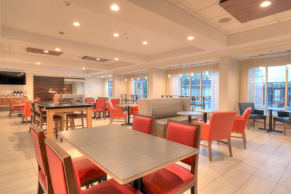 Holiday Inn Express Hotel & Suites Mobile Saraland by IHG - photo 60