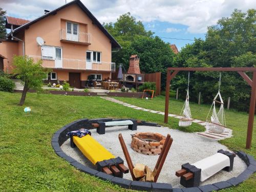 Ohana Holiday House — 4-Star Luxury Hotel in Dubravica, Croatia