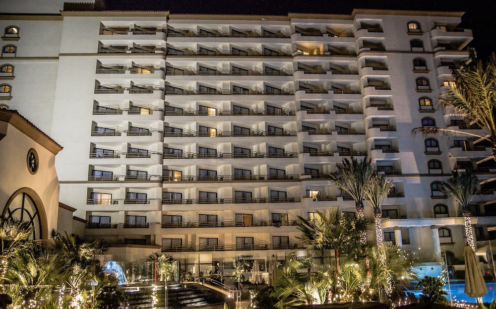 The Waterfront Beach Resort A Hilton Hotel - photo 311
