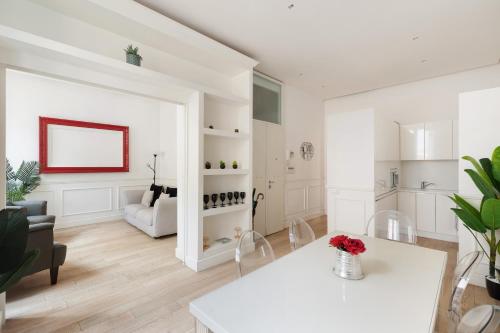 Crystal Home Piazza Navona — 4-Star Luxury Hotel in Rome, Italy